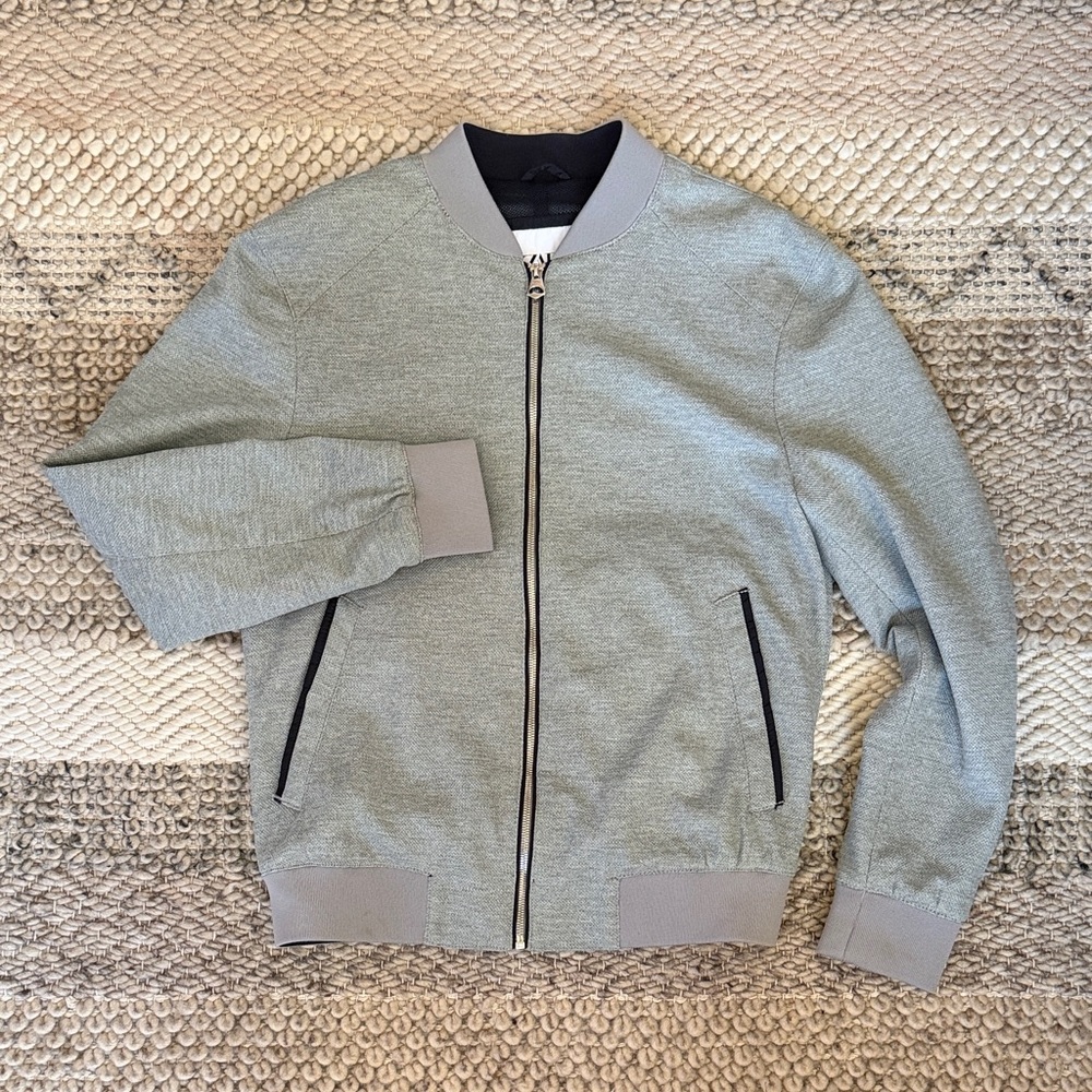 Zara Men's Textured Light Gray Zip-Up Bomber Jacket Sweater